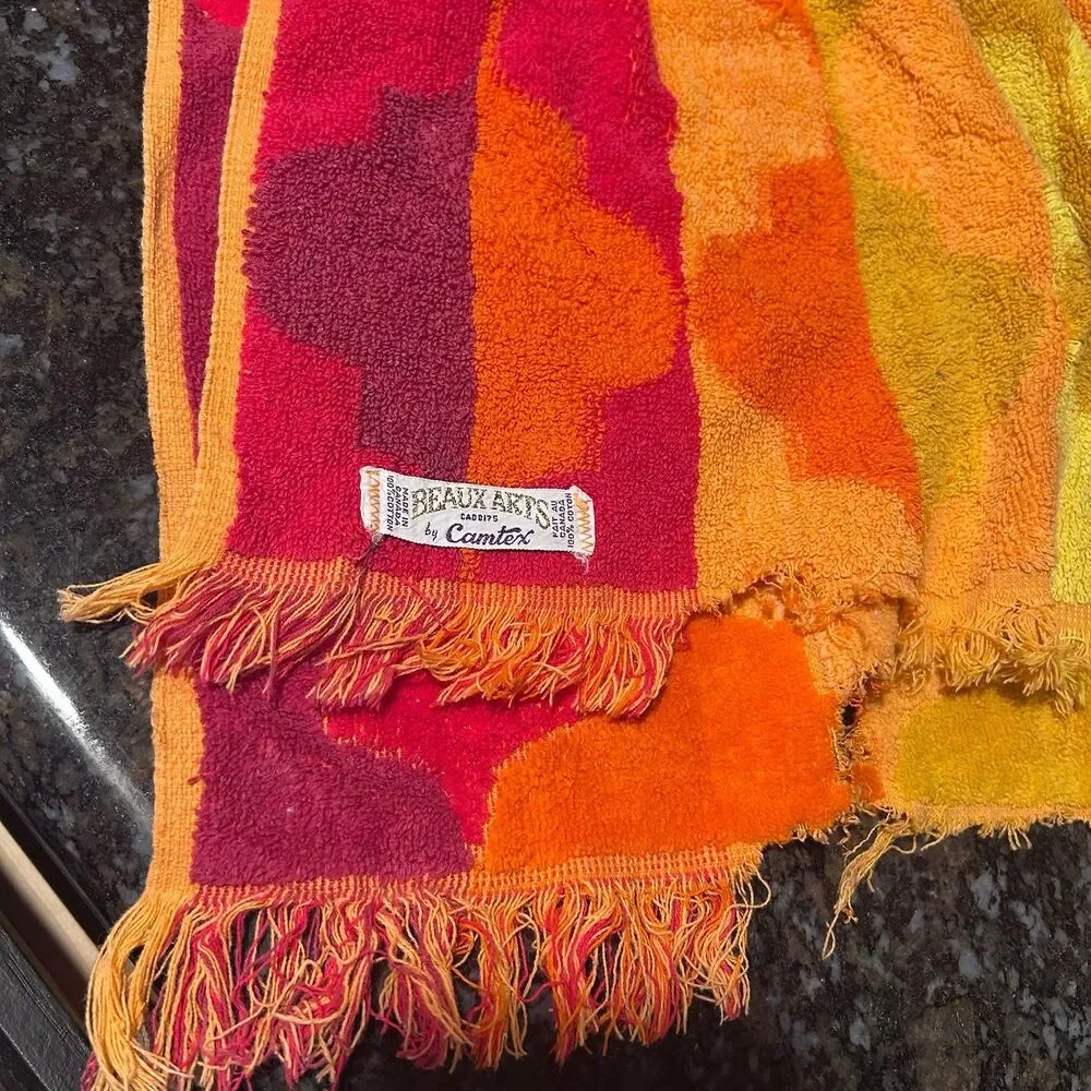 Vintage 70s Bath Towel Red Orange Beaux Arts Made in Canada